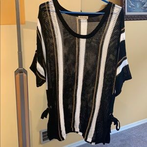 Sheer knitted top